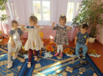 Игровое мероприятие   Приключения с  Витаминкой . .